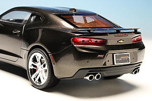 amt1035_05.jpg