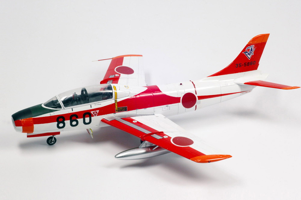 PLATZ 1/72 JASDF JET TRAINER T-1B