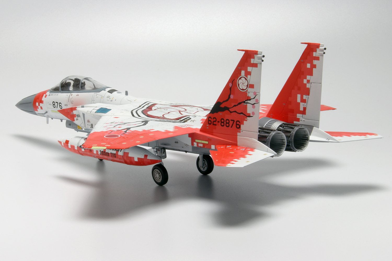 プラッツ1/72 航空自衛隊 F-15Jイーグル 第305飛行隊 創隊40周年記念塗装機 ‘梅組・デジタル迷彩’