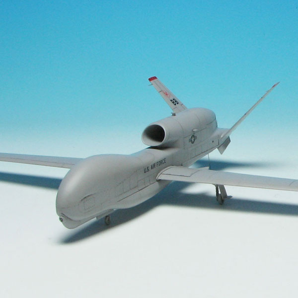 PLATZ 1/72 RQ-4B Global Hawk