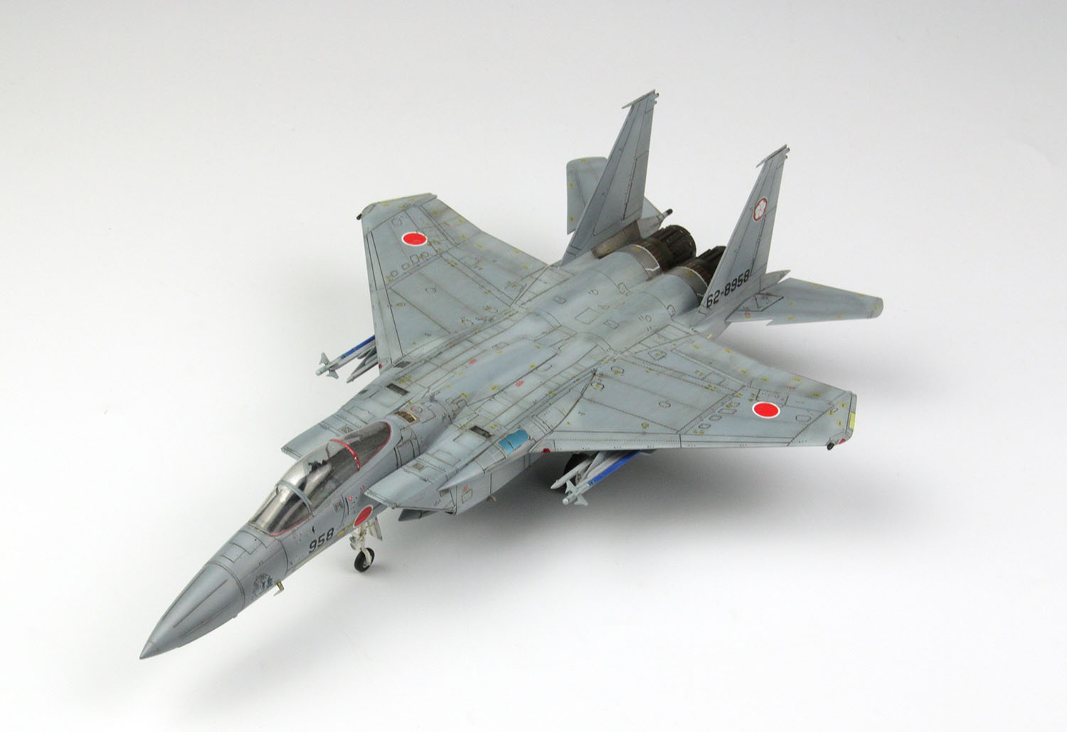 PLATZ 1/72 JASDF F-15J Eagle with a Pilot Figure Kit