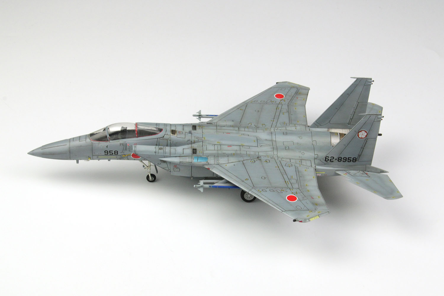 PLATZ 1/72 JASDF F-15J Eagle with a Pilot Figure Kit