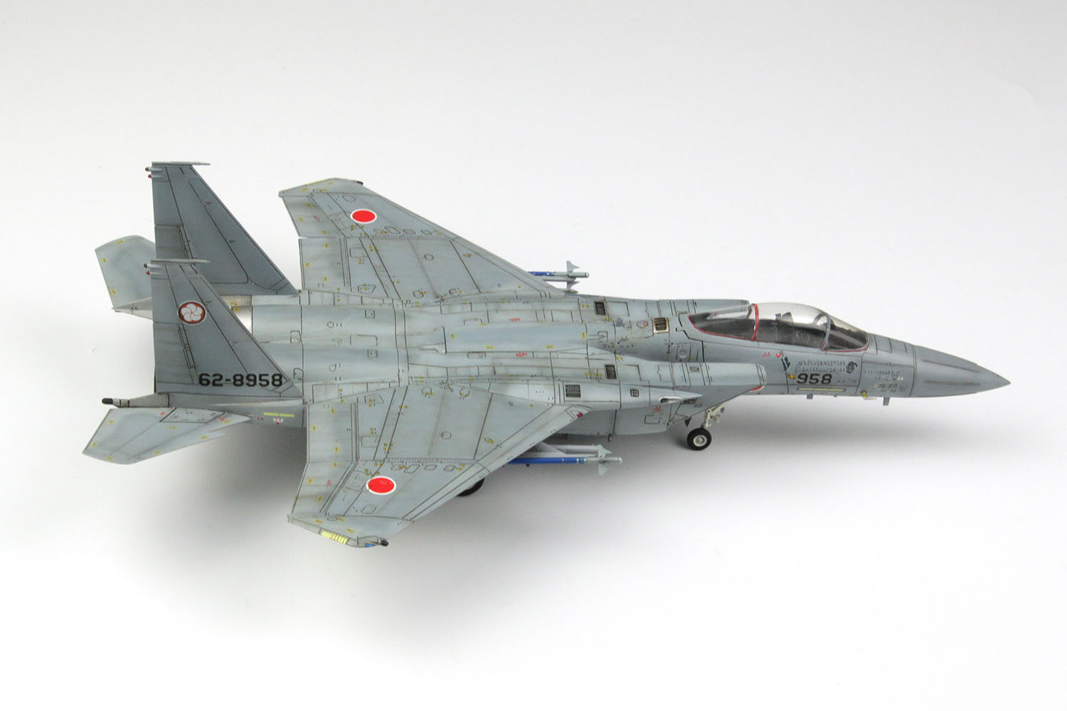 PLATZ 1/72 JASDF F-15J Eagle with a Pilot Figure Kit