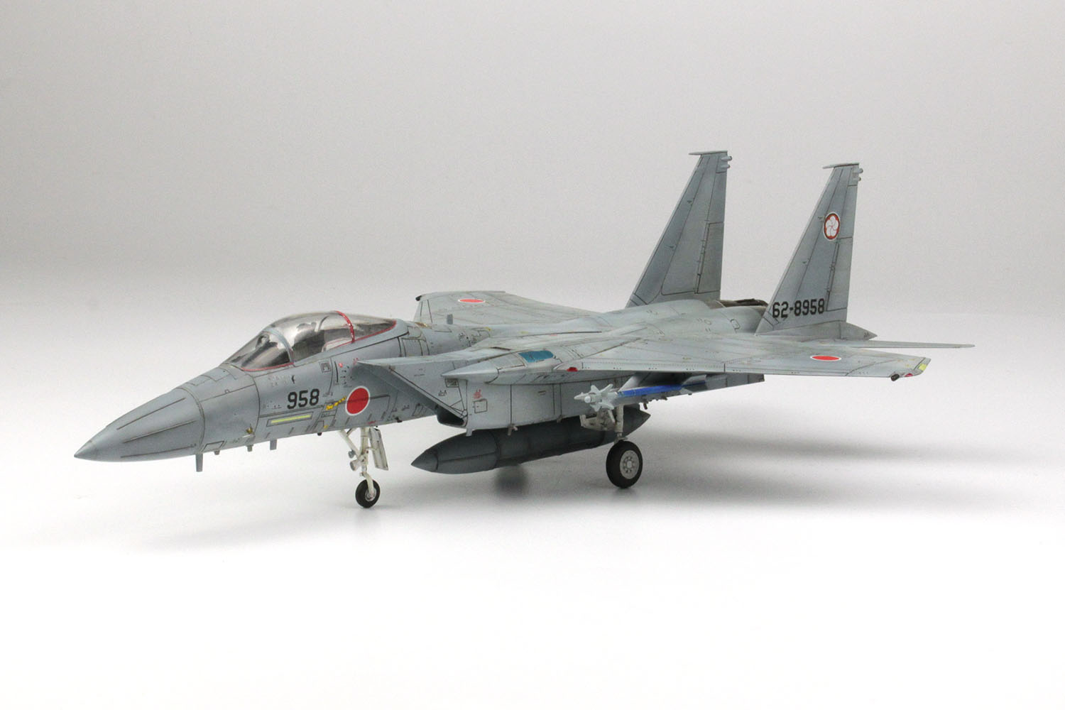 PLATZ 1/72 JASDF F-15J Eagle with a Pilot Figure Kit