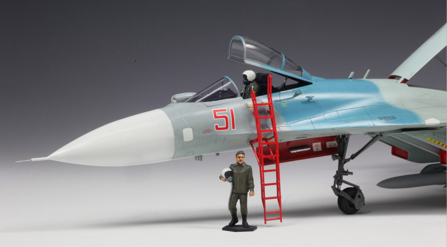 PLATZ 1/72 Su-27SM Flanker B