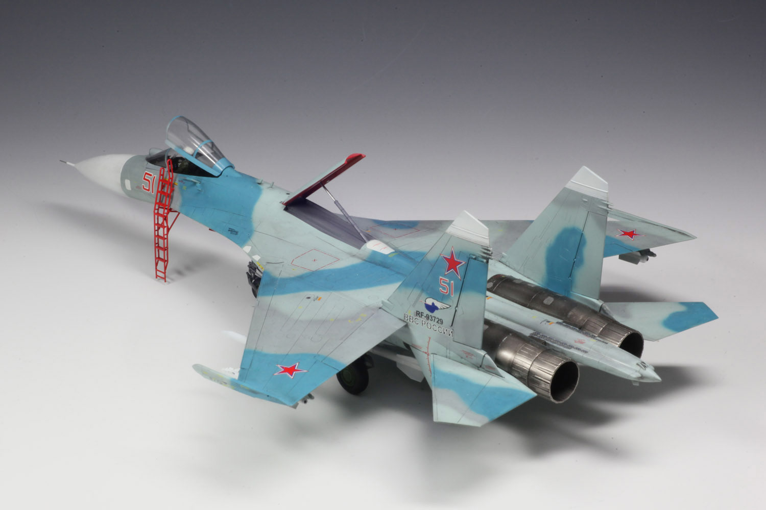 PLATZ 1/72 Su-27SM Flanker B