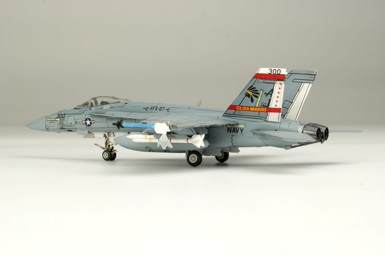 1/144 ꥫ ϾƮ F/A-18E ѡۡͥå VFA-87 ǥ󥦥ꥢ - ɥĤ