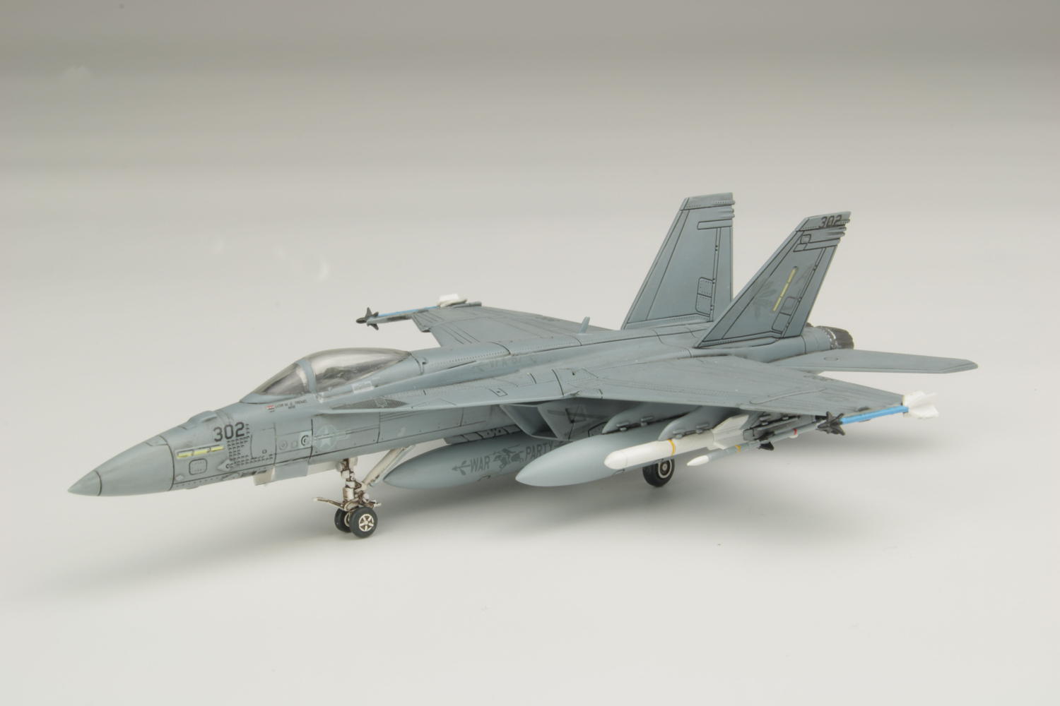 1/144 U.S.Navy Carrier Fighter F/A-18E Super Hornet VFA-87