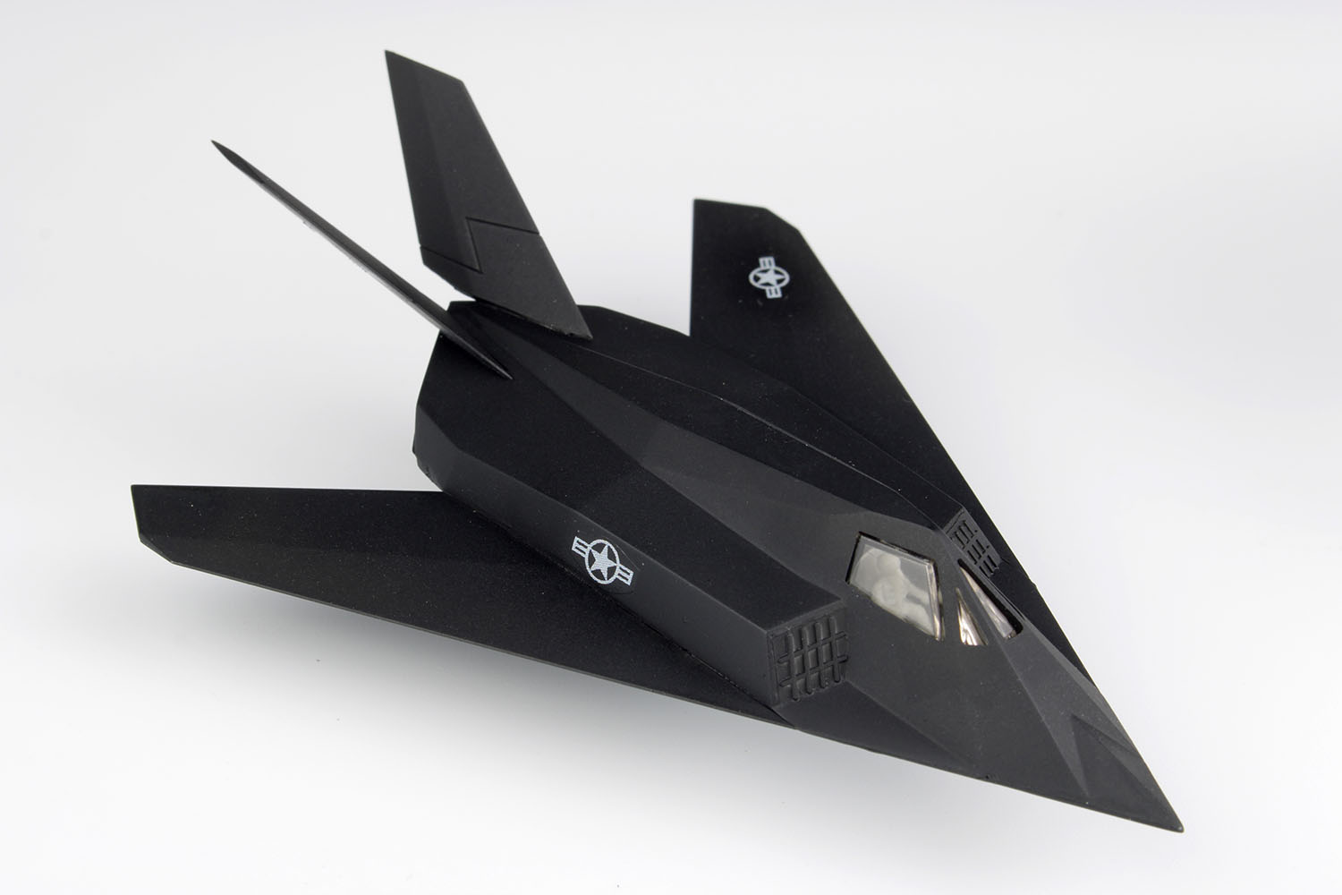 1/144 USAF Stealth Fighter F-117 Nighthawk Skunk Works