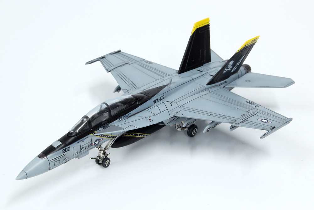 PLATZ 1/144 U.S. Navy F/A-18F Super Hornet (Tandem-Seat) (2 Kits