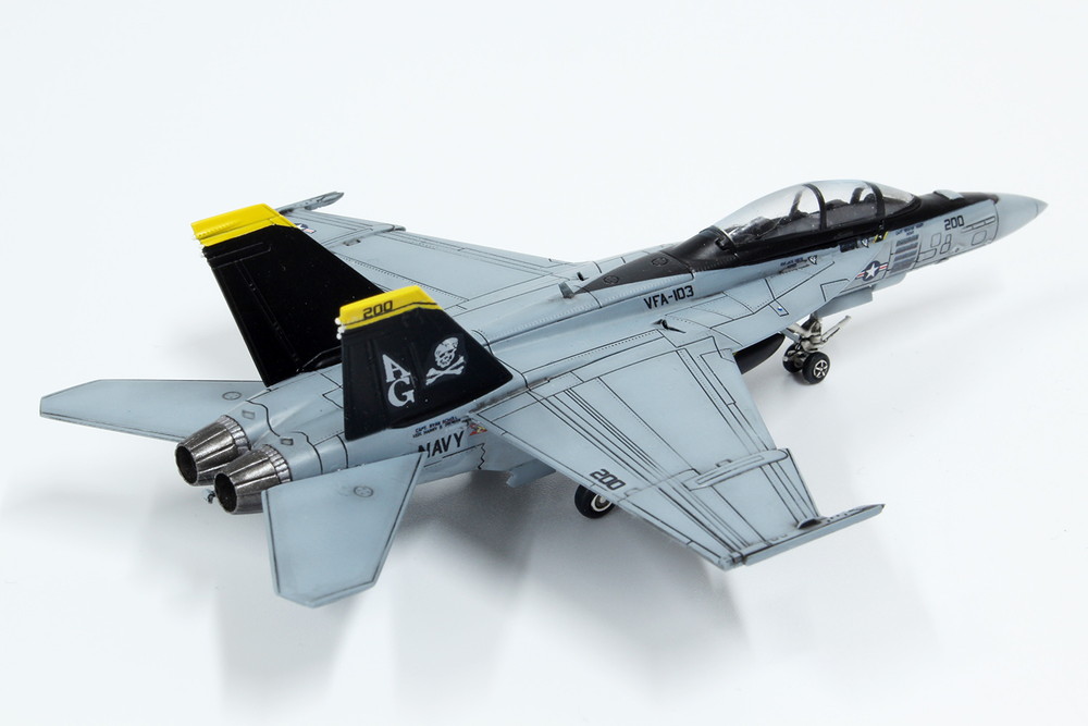 PLATZ 1/144 U.S. Navy F/A-18F Super Hornet (Tandem-Seat) (2 Kits
