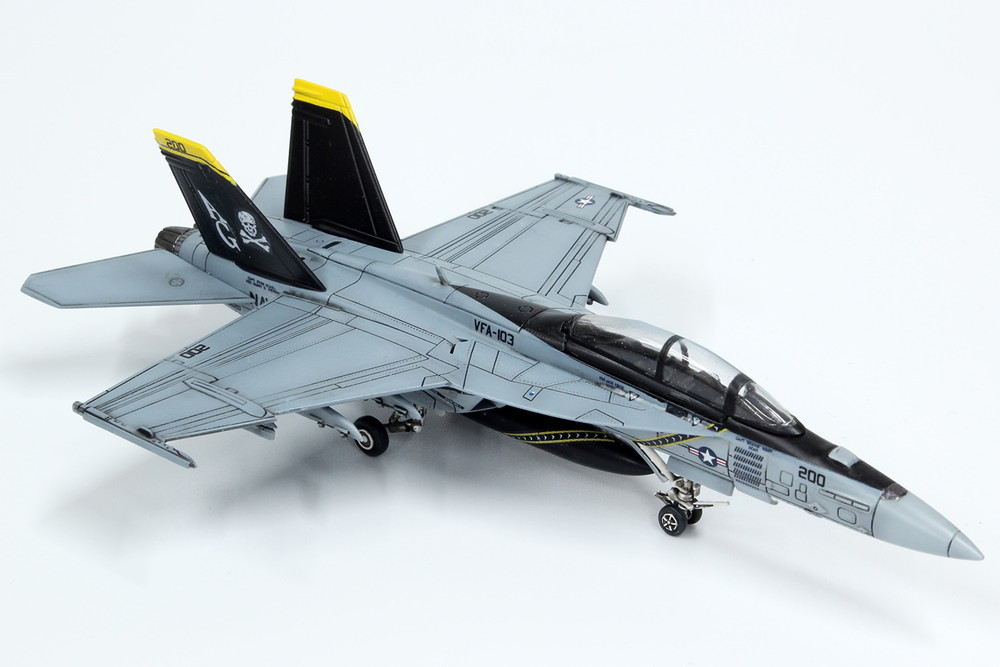 PLATZ 1/144 U.S. Navy F/A-18F Super Hornet (Tandem-Seat) (2 Kits