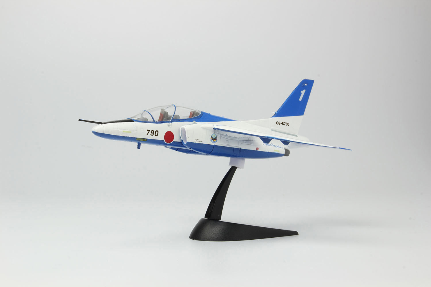 PLATZ 1/100 JASDF T-4 Blue Impulse '2022'