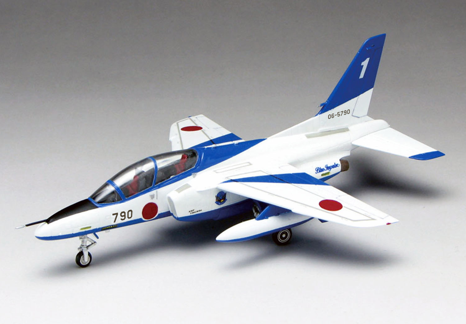 PLATZ 1/100 JASDF T-4 Blue Impulse '2022'