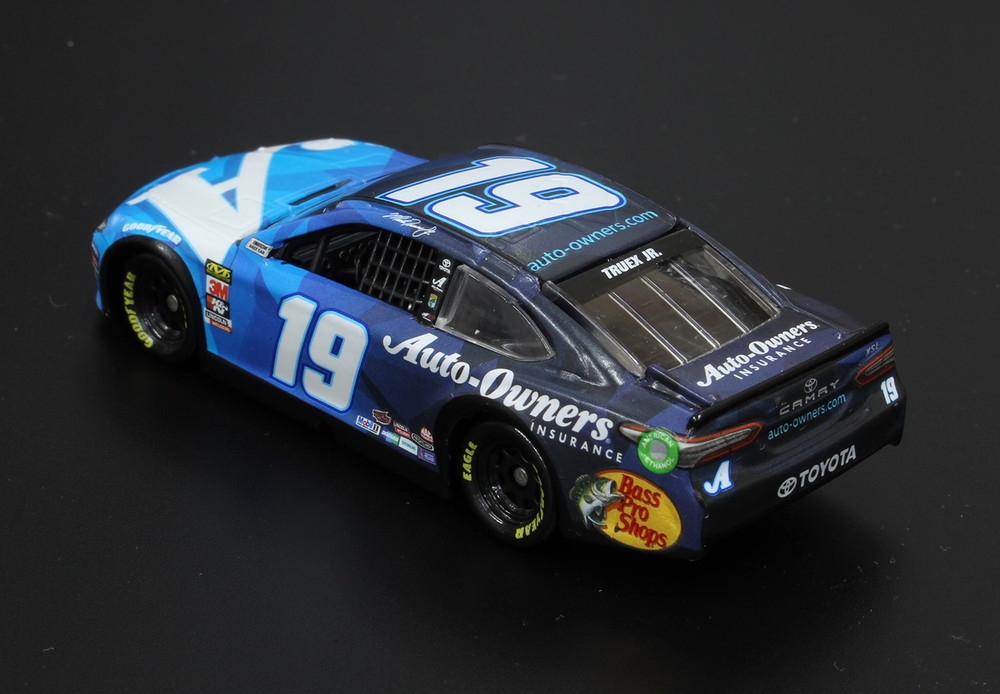 1/64 ȥޡƥ󡦥ȥå˥ AUTO OWNERS ȥ西  NASCAR 2019 - ɥĤ