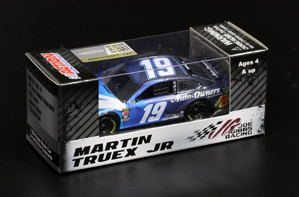 1/64 ȥޡƥ󡦥ȥå˥ AUTO OWNERS ȥ西  NASCAR 2019 - ɥĤ