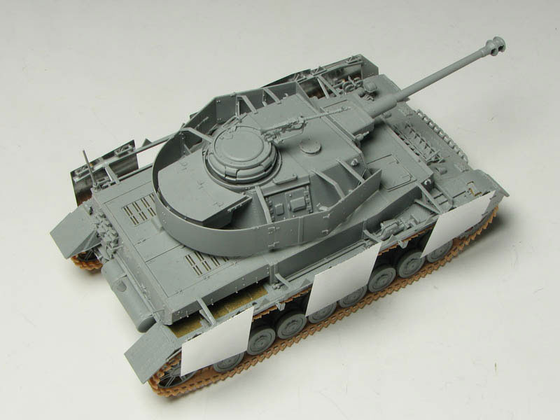 cyber-hobby 1/35 Pz. Kpfw.IV Ausf. H Late Production w/Zimmerit