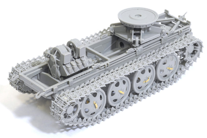 cyber-hobby 1/35 7.5cm PaK 40/4 auf RSO