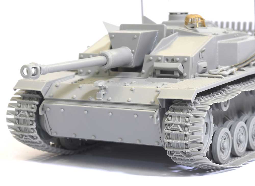 cyber-hobby 1/35 StuG.III Ausf.F/8 Late Production