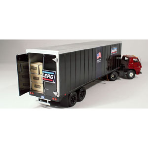 LINDBERG 1/25 L-700 Cab w/Box Trailer (USA)