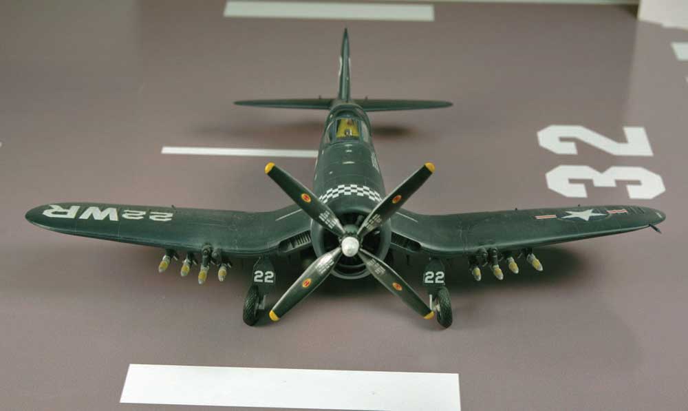 ߥ˥ե 1/48 F4U-5 륻 Ƴʼ VMF-214