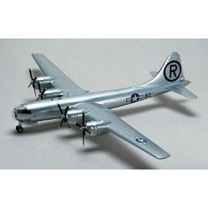 ミニクラフト 1/144 B-29A エノラ・ゲイ