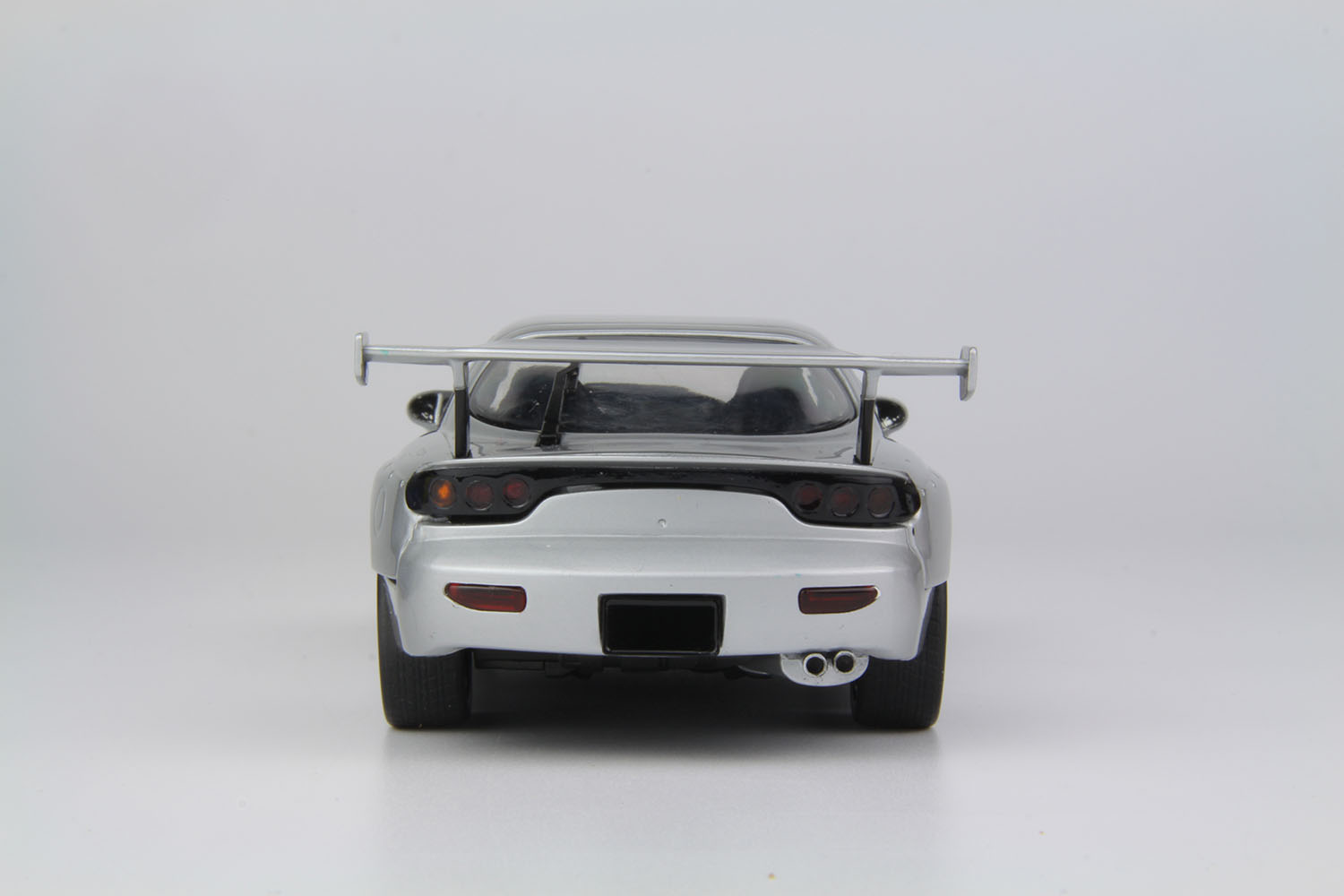 MONO 1/32 オートモービルキット マツダ RX-7（FD3S）カスタム