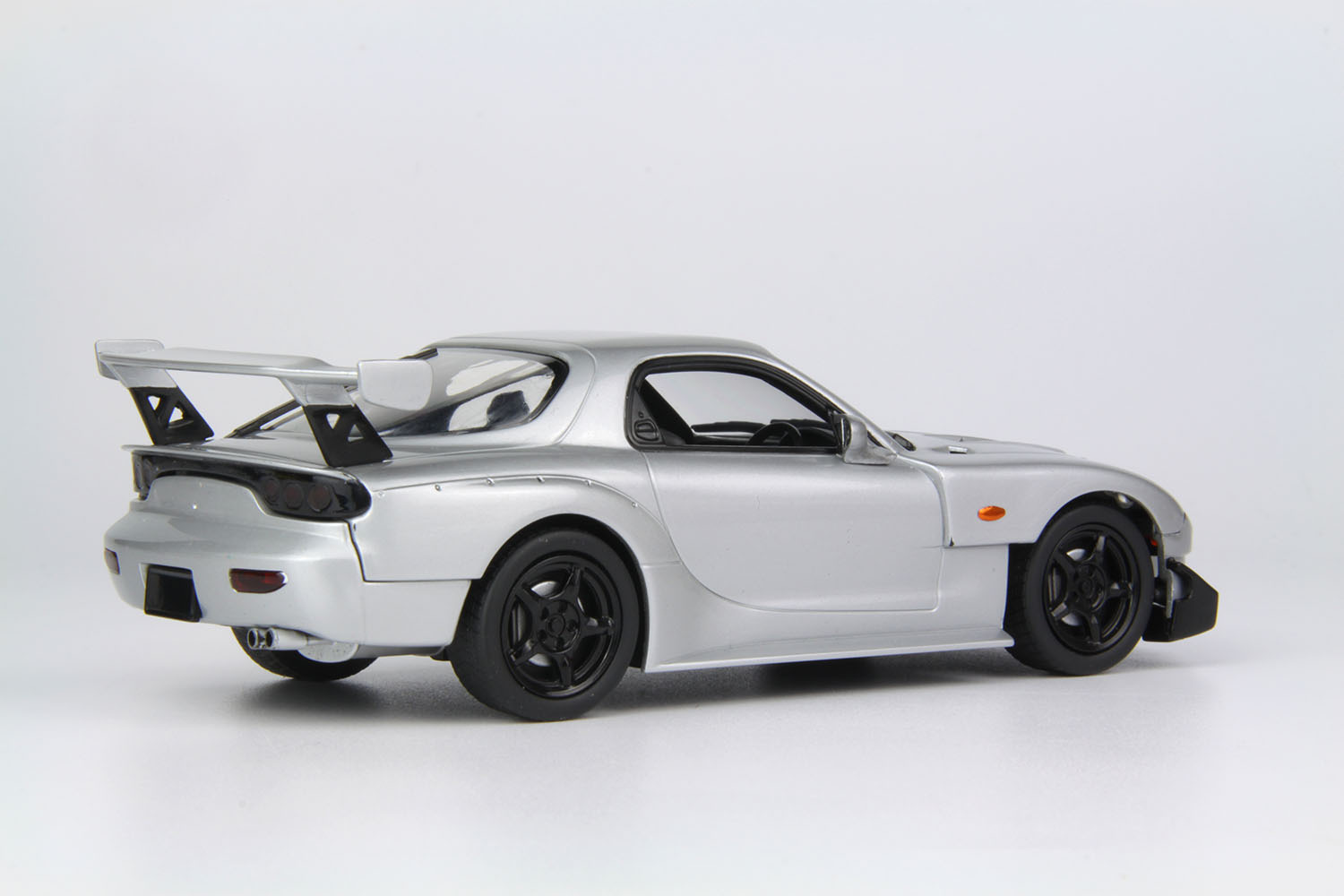 MONO 1/32 ȥ⡼ӥ륭å ޥĥ RX-7FD3S˥ Сȡ᥿å - ɥĤ