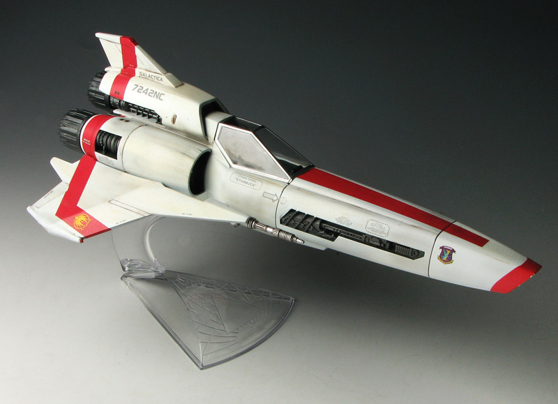 MOEBIUS BATTLESTAR GALACTICA 1/32 Colonial Viper MKII