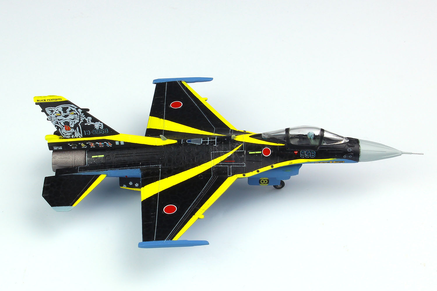 PLATZ 1/144 JASDF F-2A 60th Anniversary of 8th Tactical Fighter