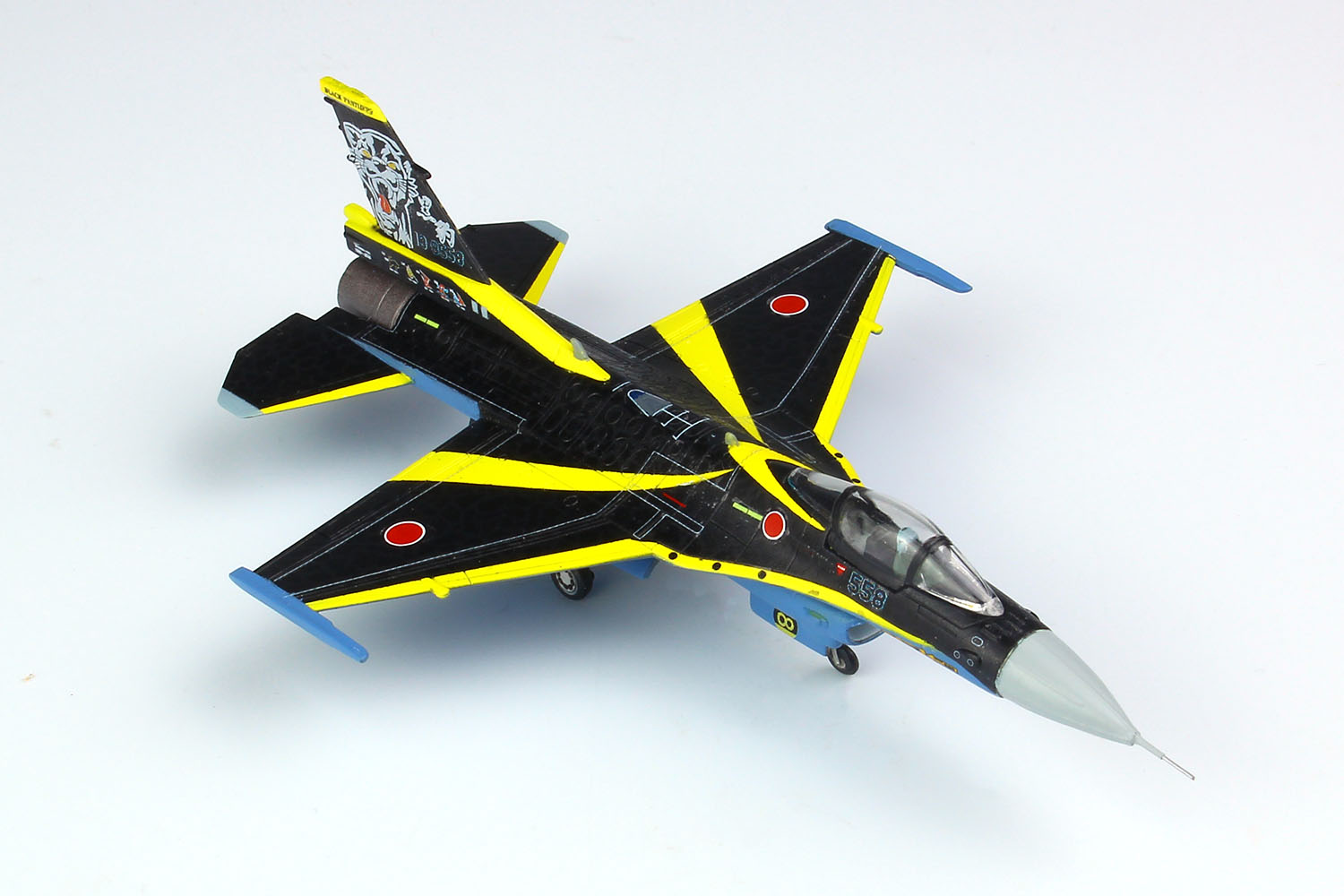 PLATZ 1/144 JASDF F-2A 60th Anniversary of 8th Tactical Fighter