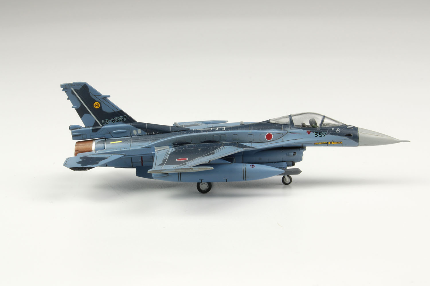 PLATZ 1/144 JASDF F-2A Kai Capacity Improvement Modification