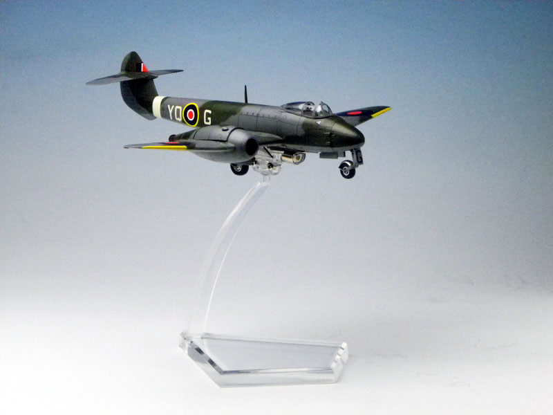 PLATZ MMkobo Display stand for Aircraft type1 (FLAT body)