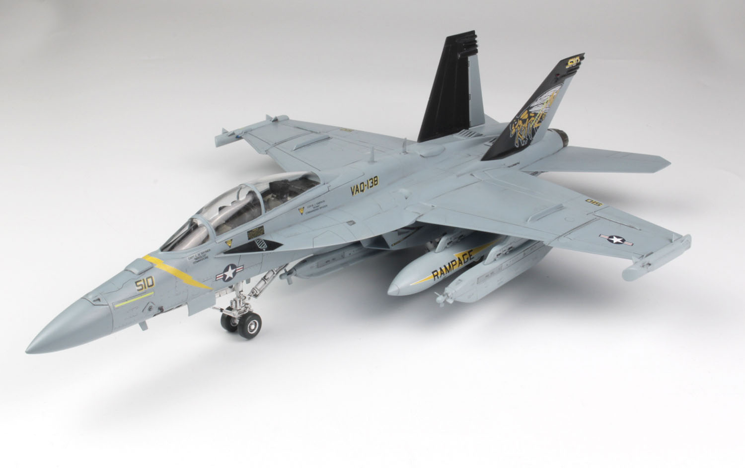 US Navy EW Aircraft EA-18G Growler VAQ-132 Yellow Jackets