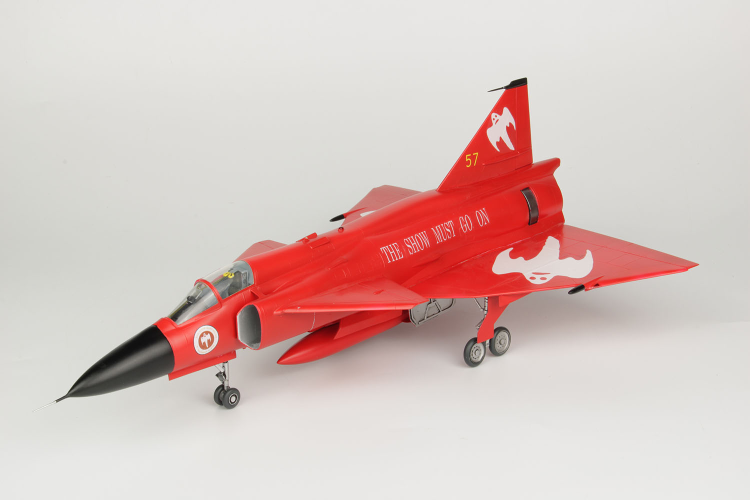1/48 Swedish Air Force Fighter AJS37 Viggen "Red Viggen"