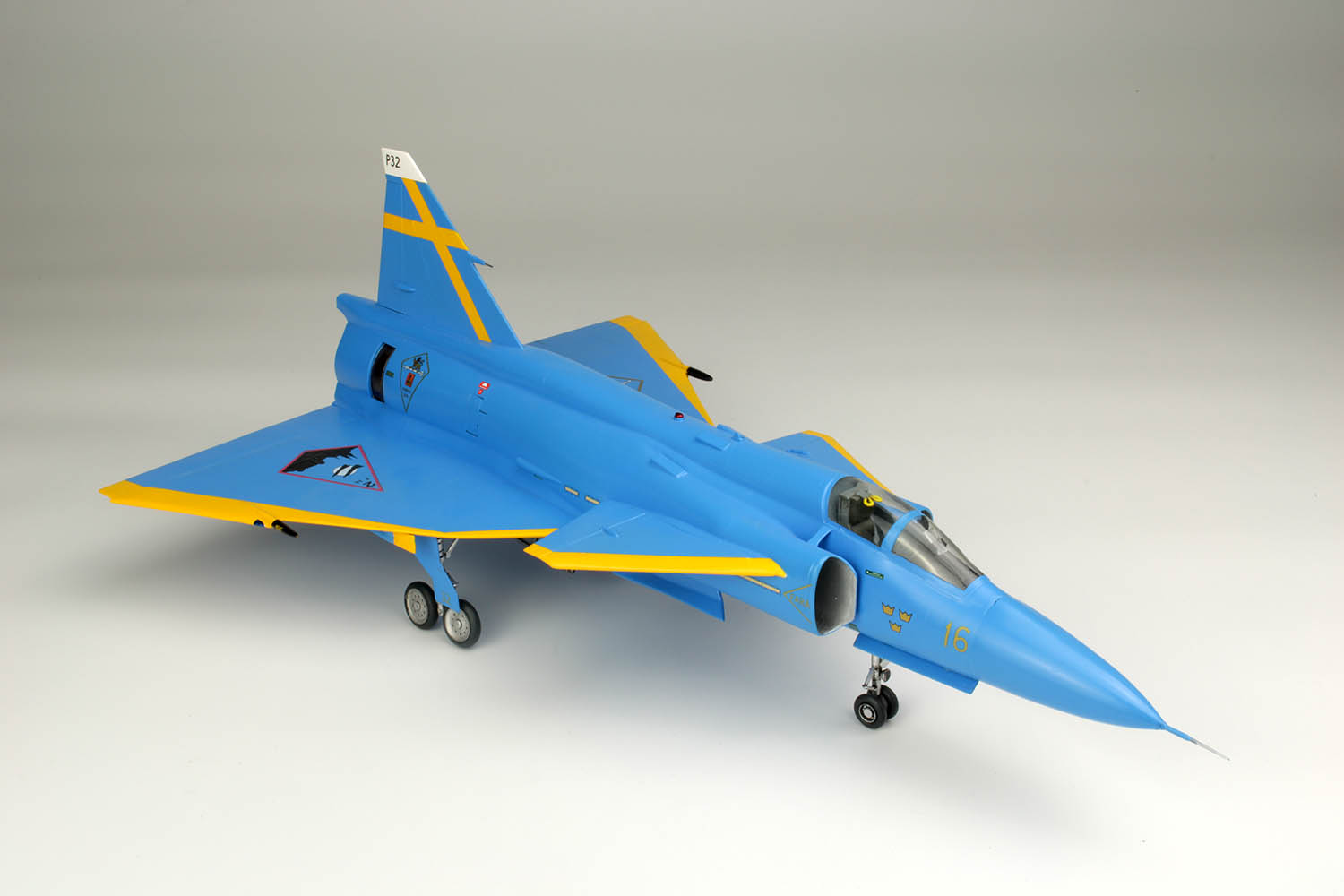 1/48 Swedish Air Force Fighter JA37 Jakt Viggen "Blue Peter"