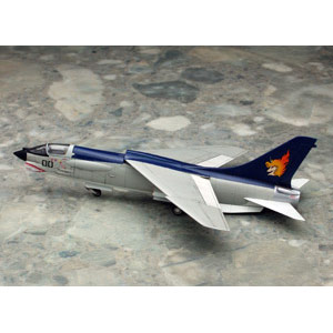 ץå 2012 ե   1/144 ꥢ88 F-8 륻