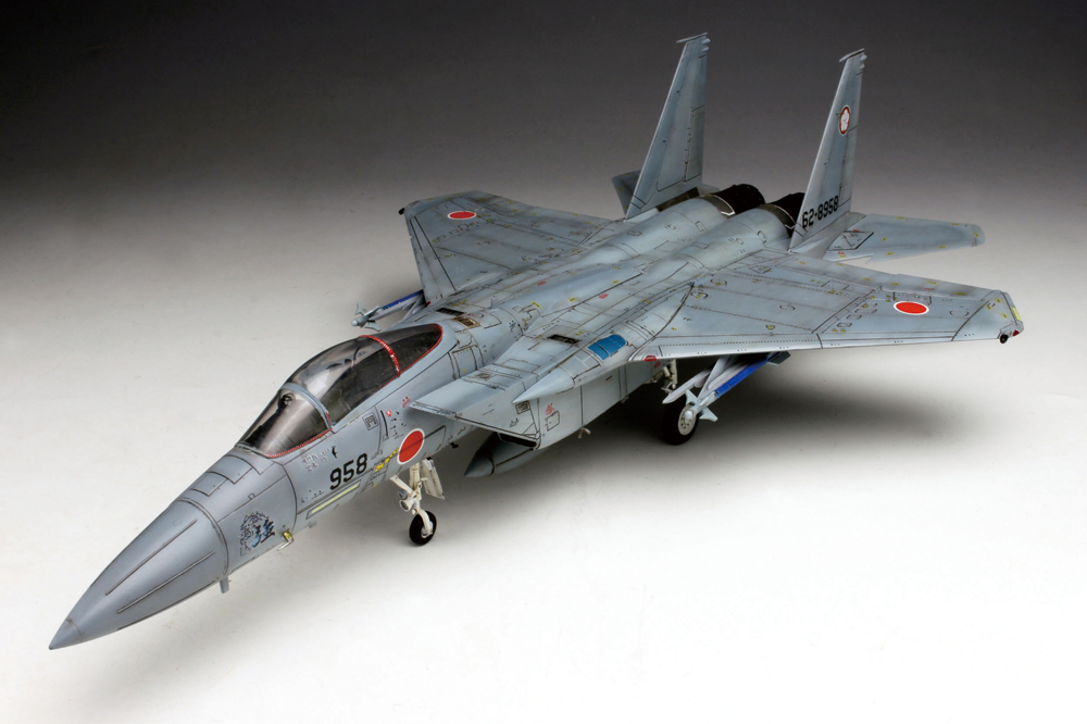 1/72 航空自衛隊 主力戦闘機 F-15Jイーグル 迷彩型紙シート付き - ウインドウを閉じる