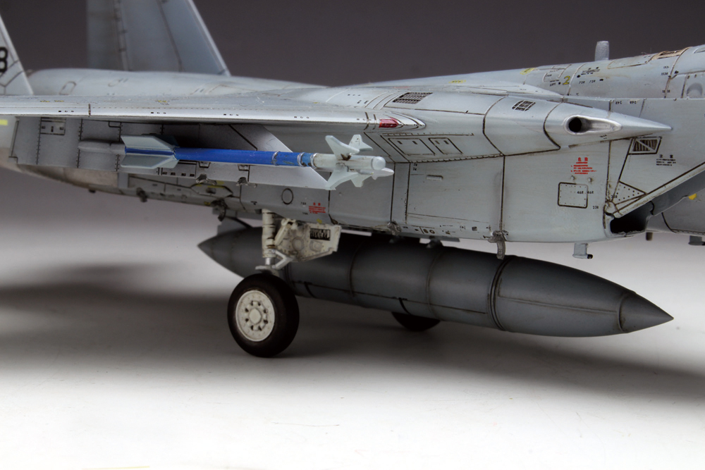 1/72 航空自衛隊 主力戦闘機 F-15Jイーグル 迷彩型紙シート付き