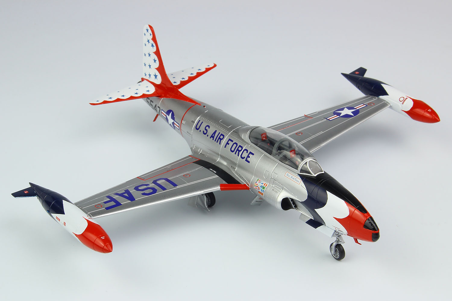 PLATZ 1/72 USAF Jet Trainer T-33 Shooting Star "Thunderbirds"