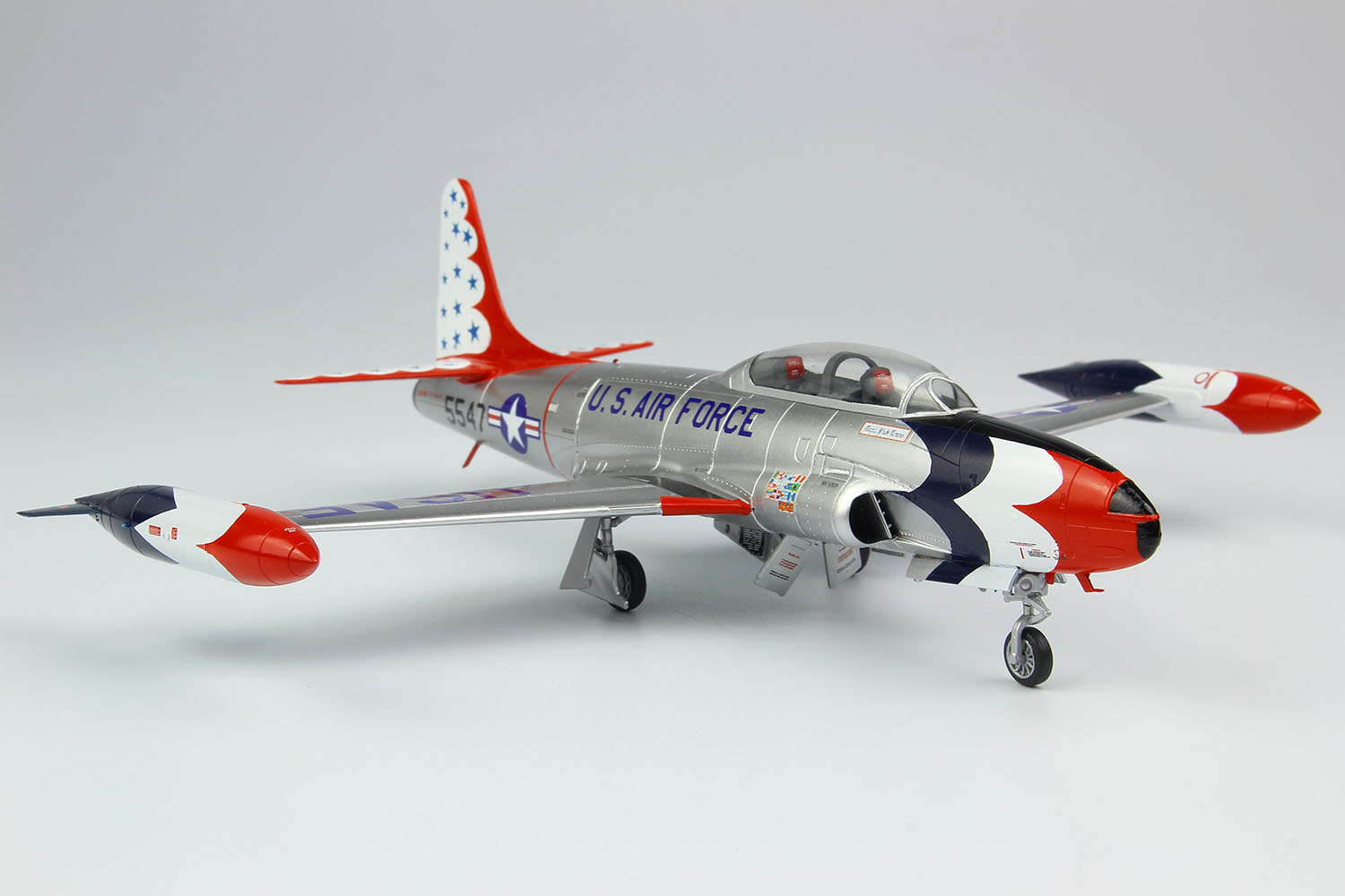 PLATZ 1/72 USAF Jet Trainer T-33 Shooting Star "Thunderbirds"