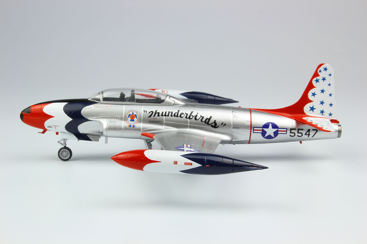 PLATZ 1/72 USAF Jet Trainer T-33 Shooting Star "Thunderbirds"