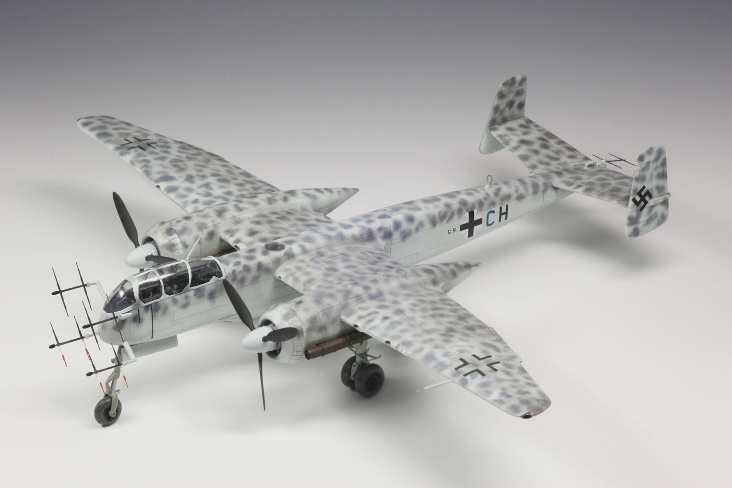 ץåġ1/72 He219A-7 ա