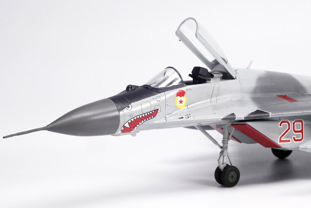 プラッツ 航空模型特選 1/72 MiG-29 (9.13) フルクラムC