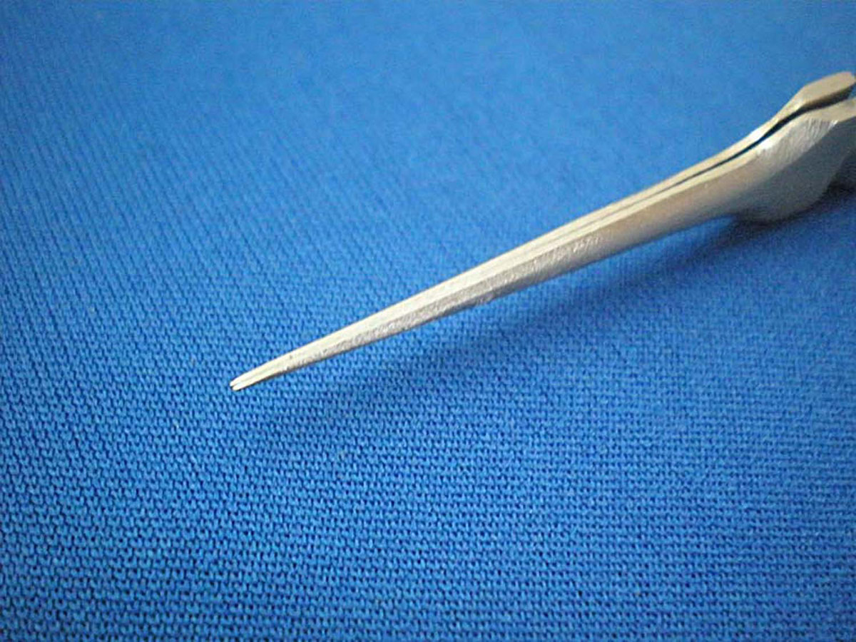 ALEC TWEEZERS-BILL 0.5mm