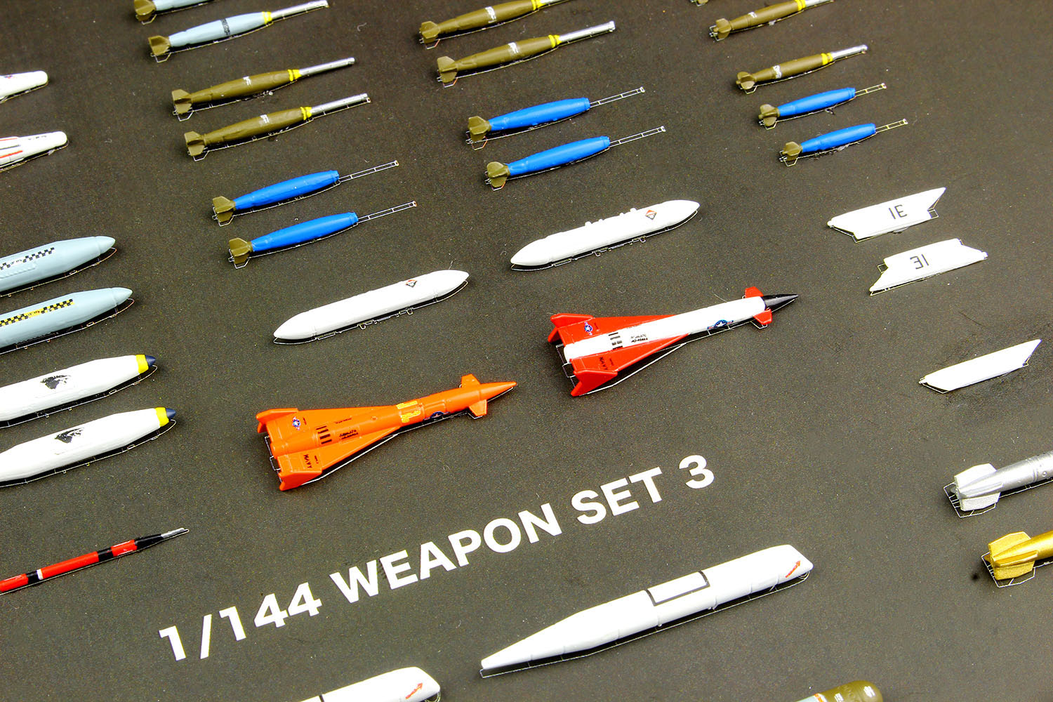 PLATZ 1/144 Modern Aircraft Weapon Set 3 1950~