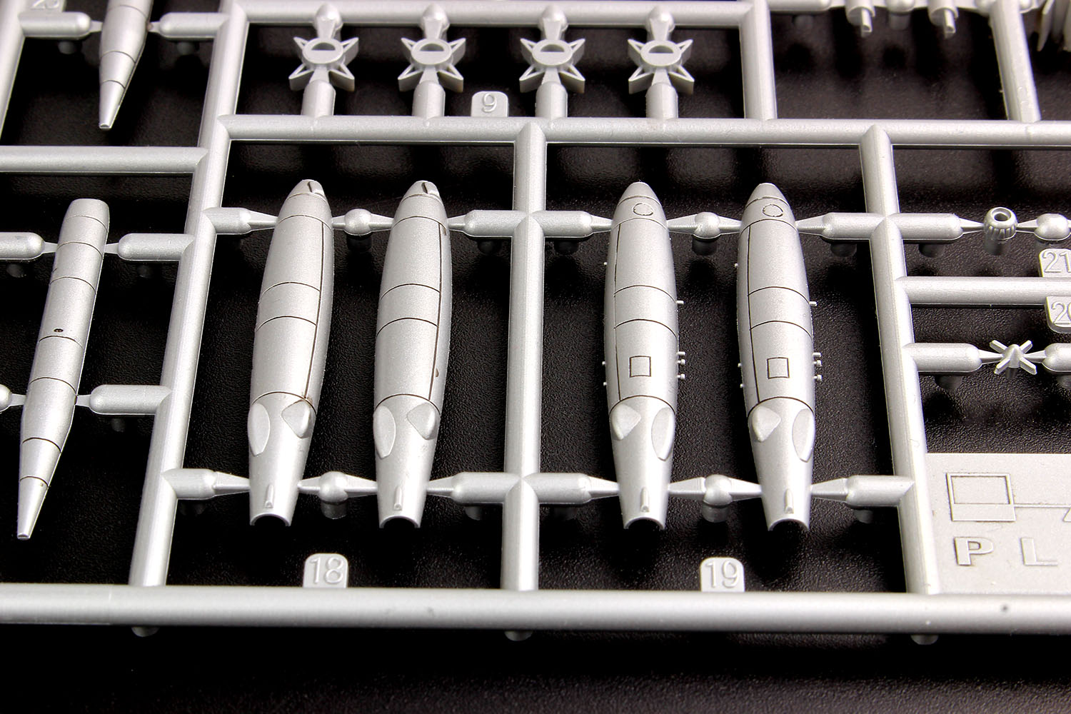 PLATZ 1/144 Modern Aircraft Weapon Set 3 1950~