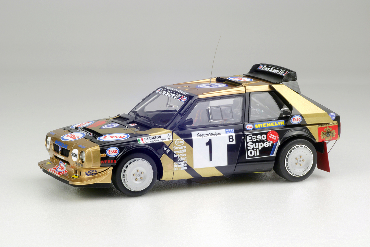 PLATZ/BEEMAX 1/24 LANCIA DELTA S4 '86 CATALUNYA RALLY WINNER