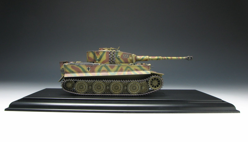 cyber-hobby 1/35 Tiger I Late Production Pz.Abt.301 Köln 19