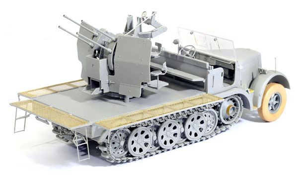 サイバーホビー 1/35 ドイツ軍 Sd.Kfz.7/1 2cm 四連装対空砲搭載 8t